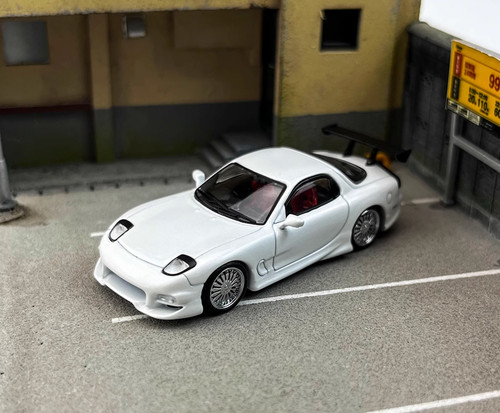 Mortal white rx 7 fd - 1:64,